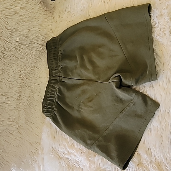 Boy shorts, size 6/7 , Gap kids - Picture 5 of 5